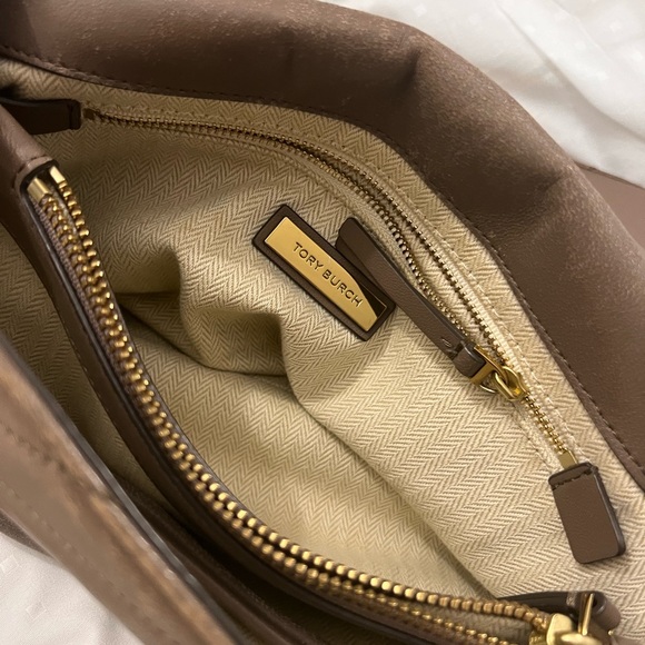 Tory Burch Kira Chevron Convertible Shoulder Bag - Picture 12 of 12